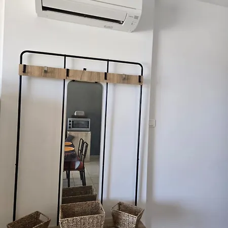 New T2 6 Pers Vue Terrasse Dans Avec Piscine Serra-di-Ferro (Corsica)